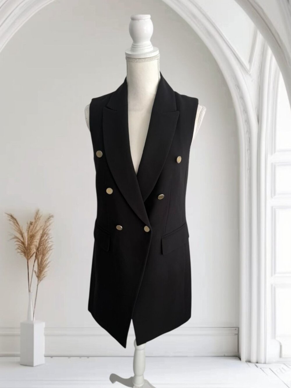 CLUB MONACO Women's Black Gold Button Vest Size Small